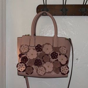 PINK FLORAL CROSSBODY PURSE